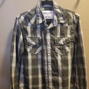 Plaid Vintage Fit American Eagle Button-Up (S)